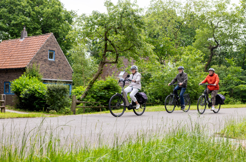 Doortrappen, veilig en fit op de fiets