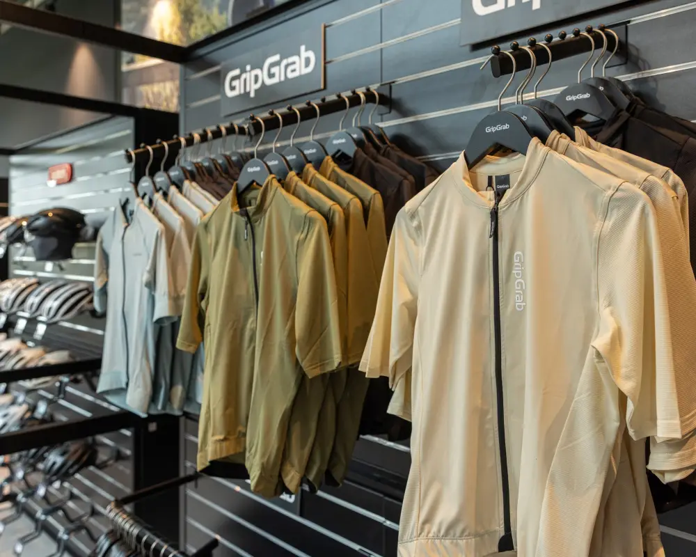 Uitgebreide collectie fietskleding en accessoires