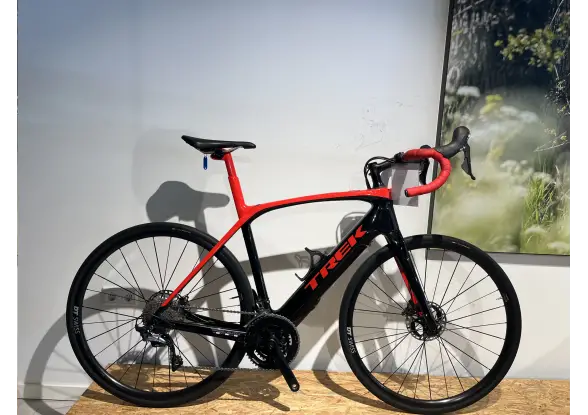 Afbeelding van de Trek Domane+ LT 250W