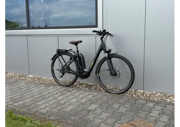 Afbeelding van de Cube Touring EXC