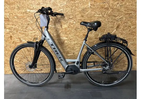 Afbeelding van de Trek District+ 9 Lowstep