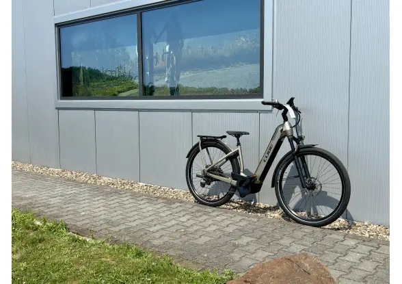 Afbeelding van de Cube Kathmandu Pro 750